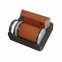 Rolling sharpener teline jossa teroiin, kulmaohjain ja teroituskiekko