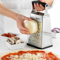 Cuisipro SGT 4 Raastin - Juuston raastaminen pizzan päälle, monikäyttöinen keittiöväline ruoanlaittoon ja leivontaan.