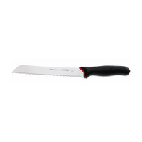 Giesser sahalaitainen leipäveitsi 21 cm, musta ergonominen kahva ja kestävä terä. Sopii tarkkaan ja vaivattomaan leikkaamiseen.
