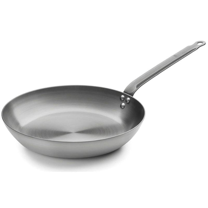 Lacor Hiiliteräspannu, 28 cm - Kestävä Kokkailuun. Laadukas paistinpannu hiiliteräksestä, pitkä kahva ja 4,8 cm korkea reuna, ihanteellinen paistamiseen.