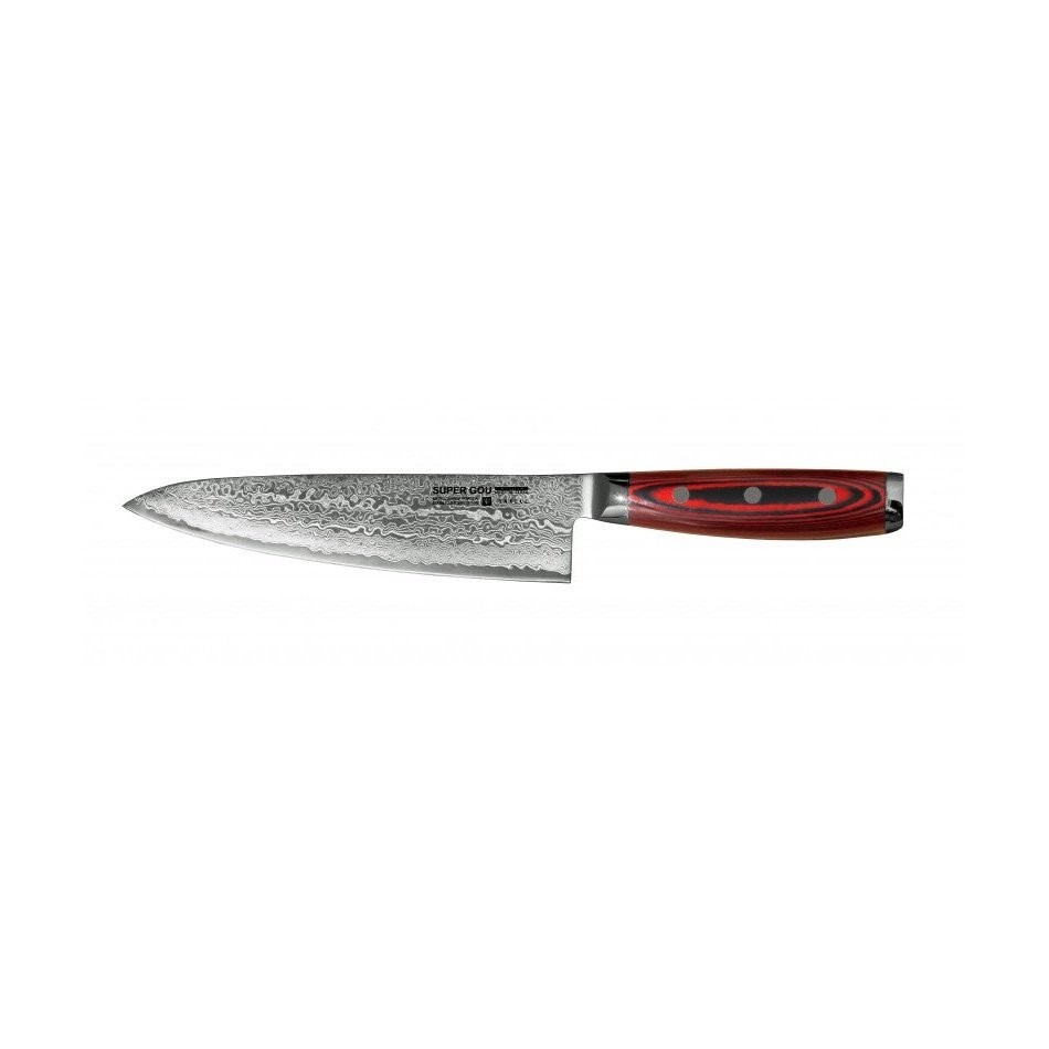 Yaxell Super Gou - Japanilainen 20 cm kokkiveitsi, jossa tarkasti viimeistelty damascus-terä ja punamusta kahva. Laadukas valinta keittiöön.