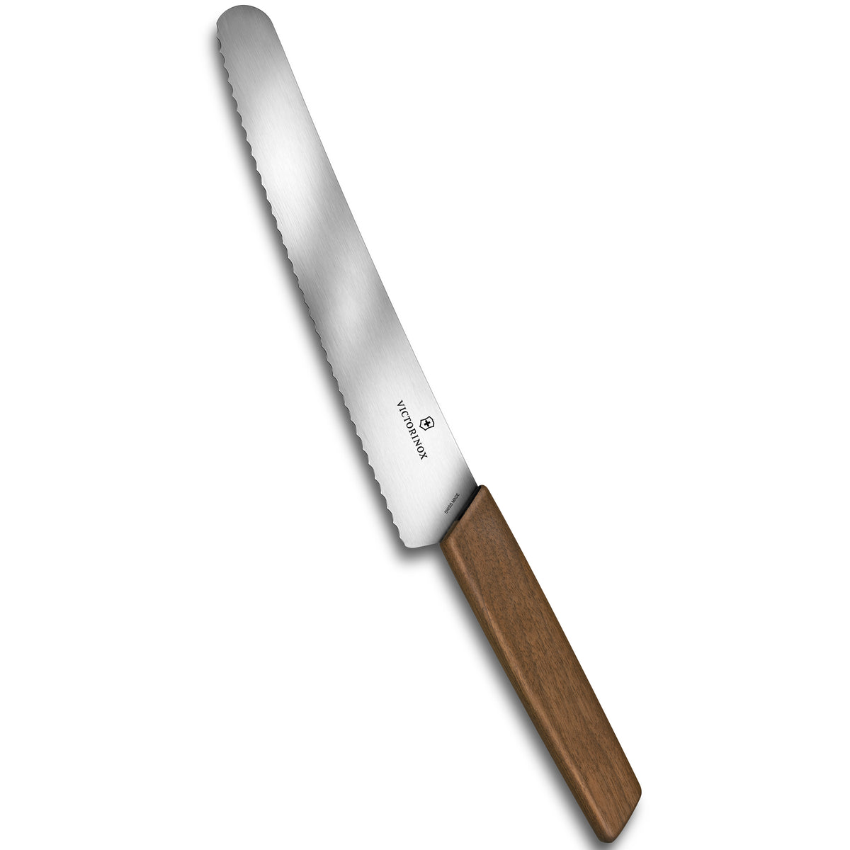 Victorinox Swiss Modern leipäveitsi, 22 cm sahalaitaisella terällä ja ergonomisella puukahvalla. Kestävä ja helppohoitoinen keittiöveitsi leivän leikkaamiseen.